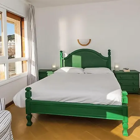 Beautiful In With Wifi And 3 Bedrooms *